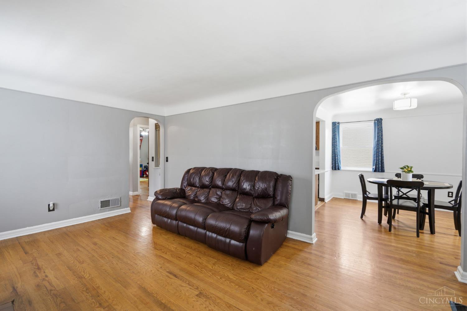 7149 Garden Road Cincinnati, OH 45236 - Photo 5 of 44