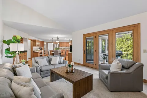 $1,650,000 | 12030 28th Avenue North, Plymouth, MN 55441