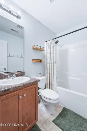 $1,695 | 304 Rowland Court, Richlands, NC 28574