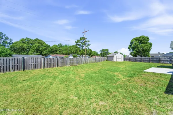 $1,695 | 304 Rowland Court, Richlands, NC 28574
