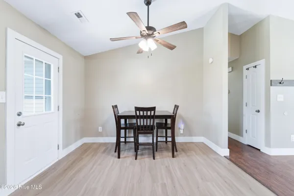$1,695 | 304 Rowland Court, Richlands, NC 28574