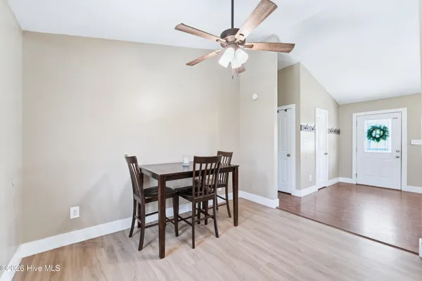 $1,695 | 304 Rowland Court, Richlands, NC 28574