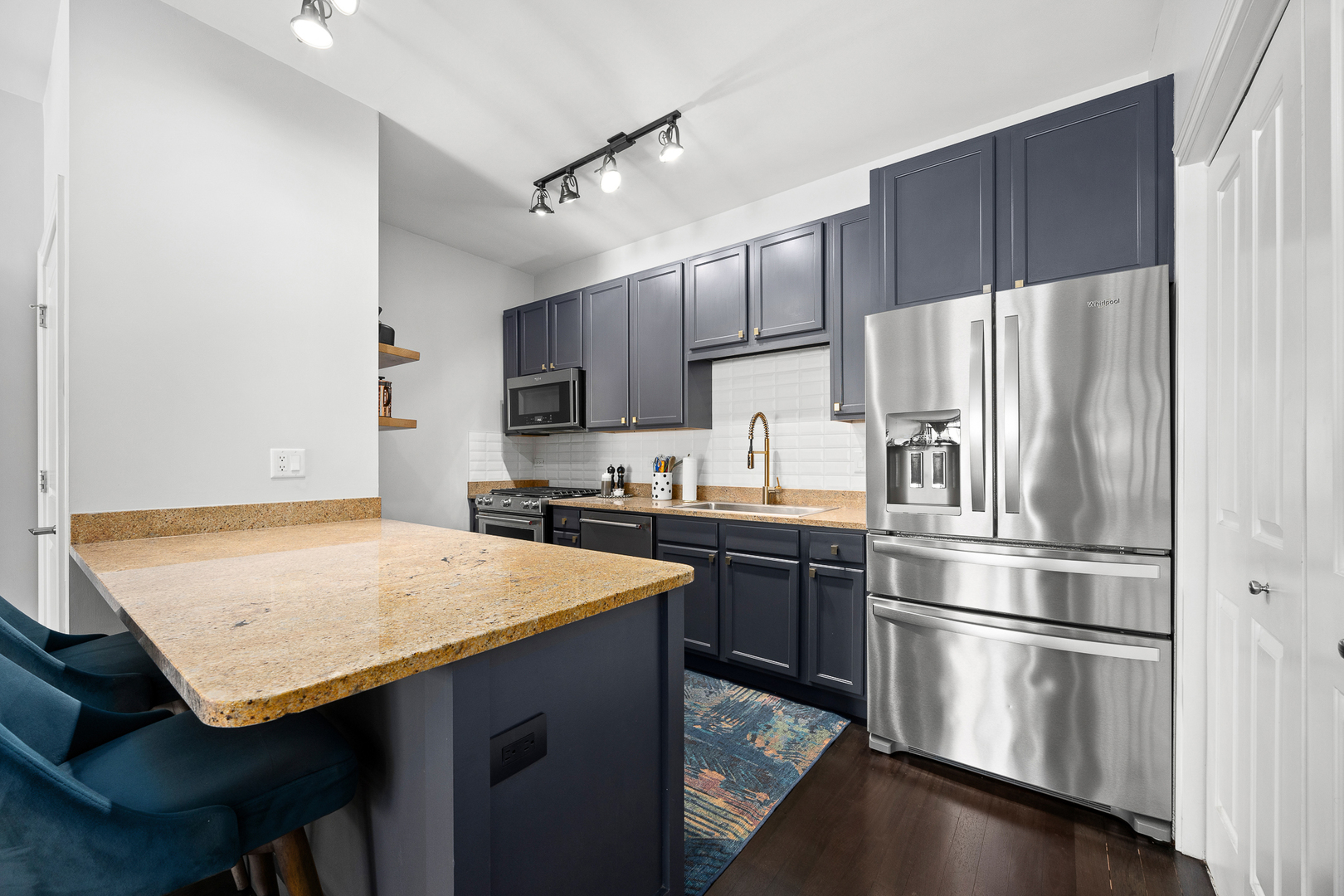 3300 West Irving Park Road, Unit N3 Chicago, IL 60618 - Photo 10 of 19