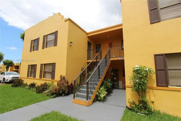 $1,800 | 650 Northwest 114th Avenue, Unit 201, Sweetwater, FL 33172