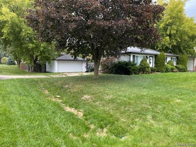 3190 Longview Avenue Rochester Hills, MI 48307 - Photo 2 of 30