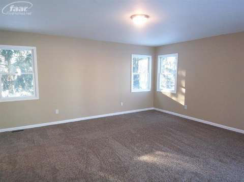 4832 West Bennington Road Owosso, MI 48867 - Photo 7 of 24 20392417-6.JPG