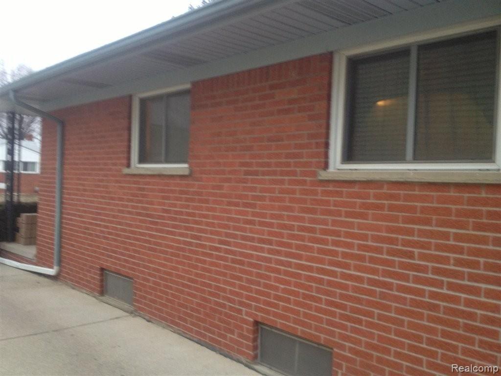 3855 Spring Hill Avenue Inkster, MI 48141 - Photo 14 of 14 pj 042.JPG