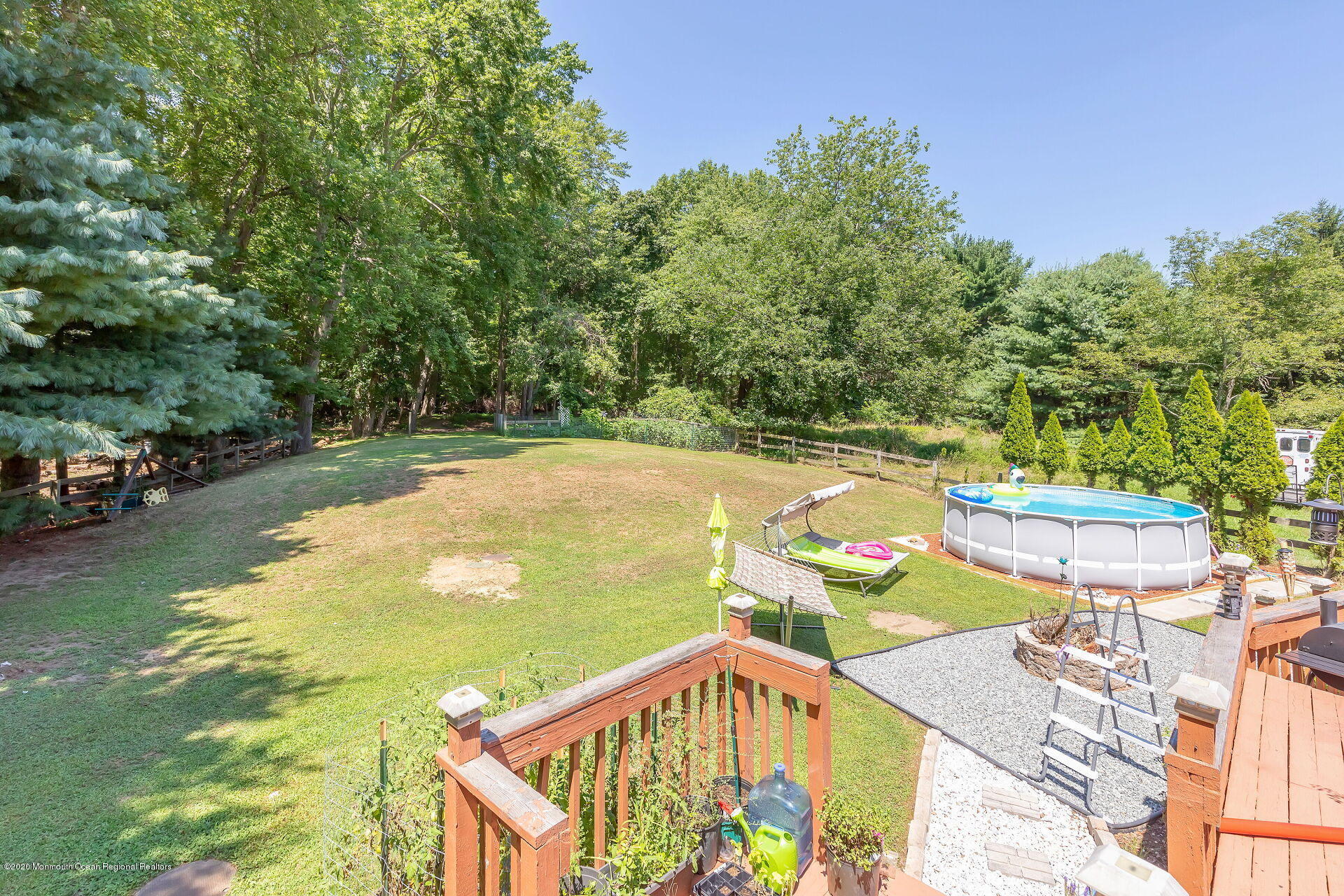27 Brown Road Morganville, NJ 07751 - Photo 29 of 33 044-1920x1280-photo