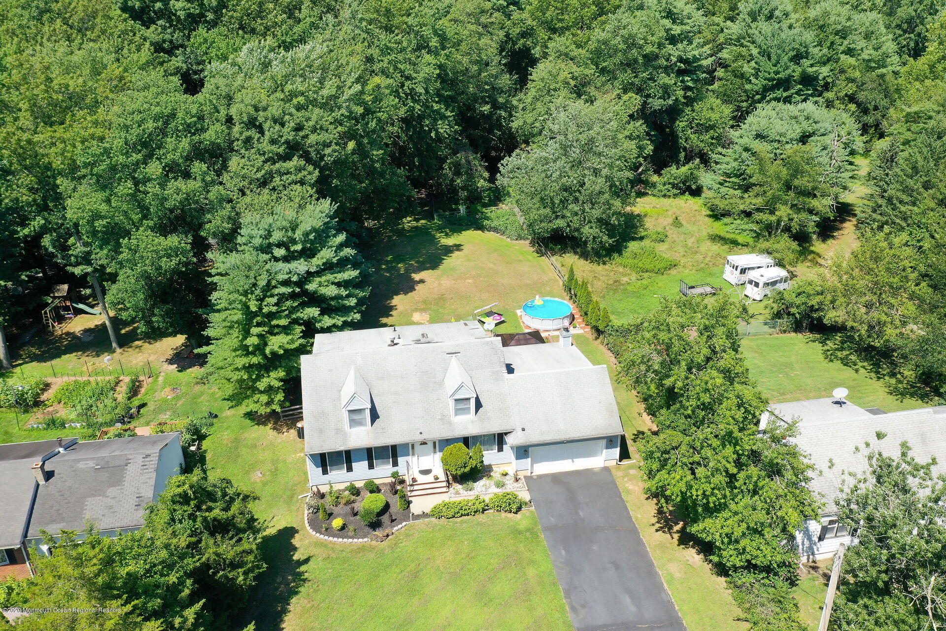 27 Brown Road Morganville, NJ 07751 - Photo 33 of 33 067-1920x1280-photo