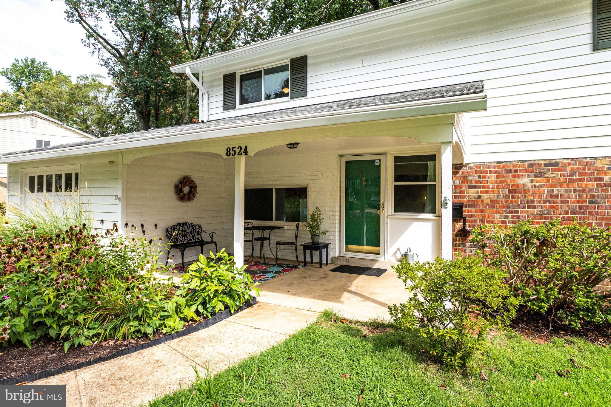8524 Parliament Drive Springfield, VA 22151 - Photo 2 of 37