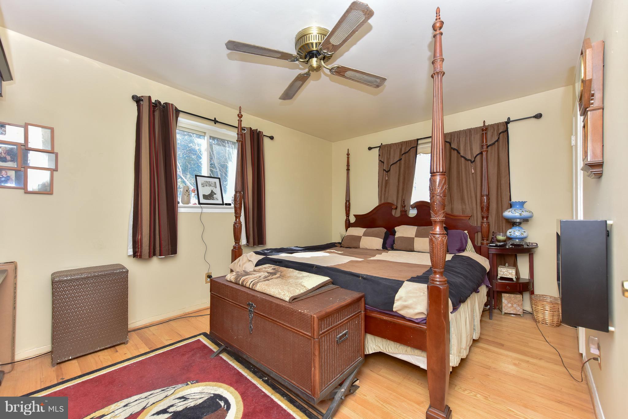 7307 Inzer Street Springfield, VA 22151 - Photo 12 of 20 Bedroom (Master)