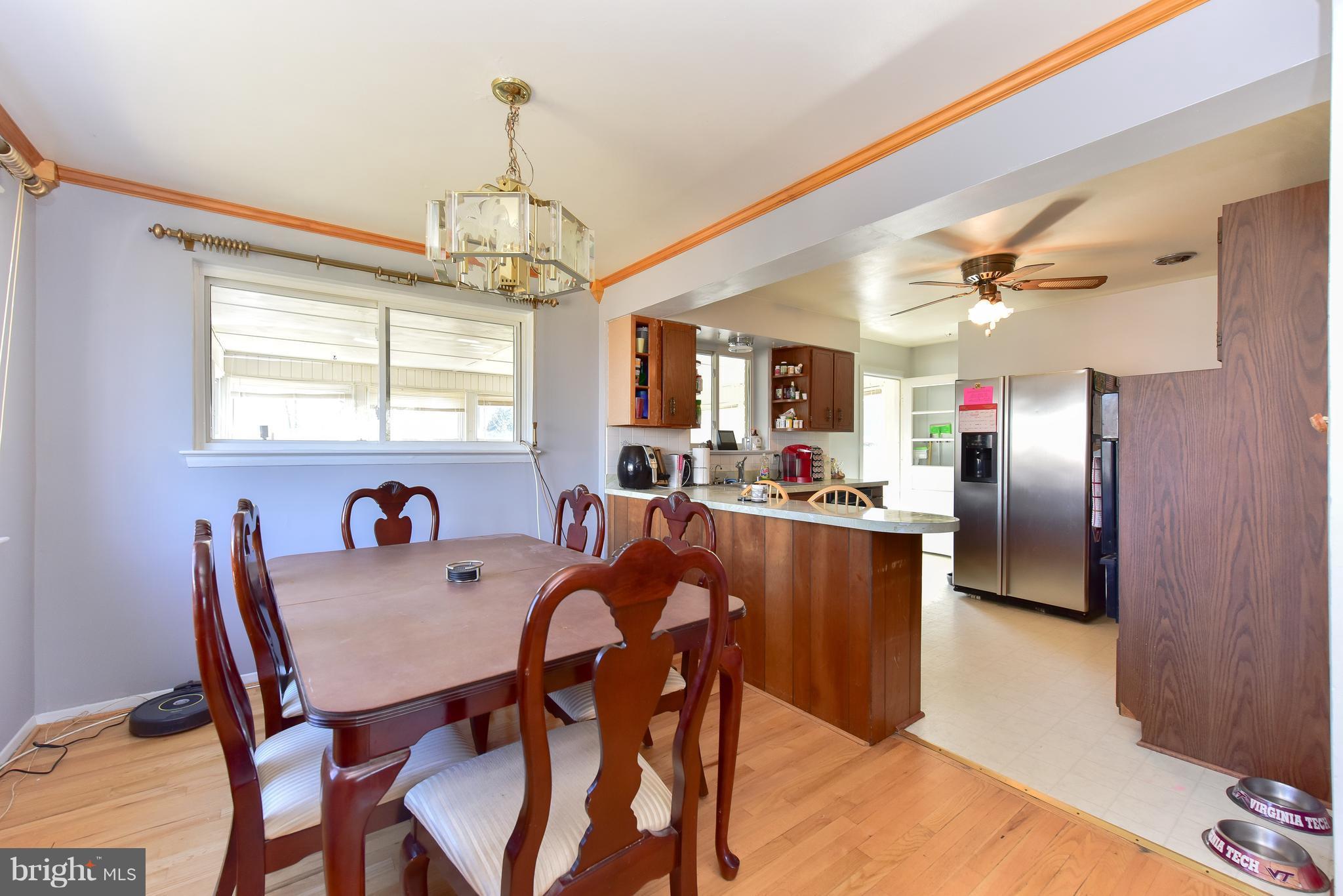 7307 Inzer Street Springfield, VA 22151 - Photo 7 of 20 Dining Room