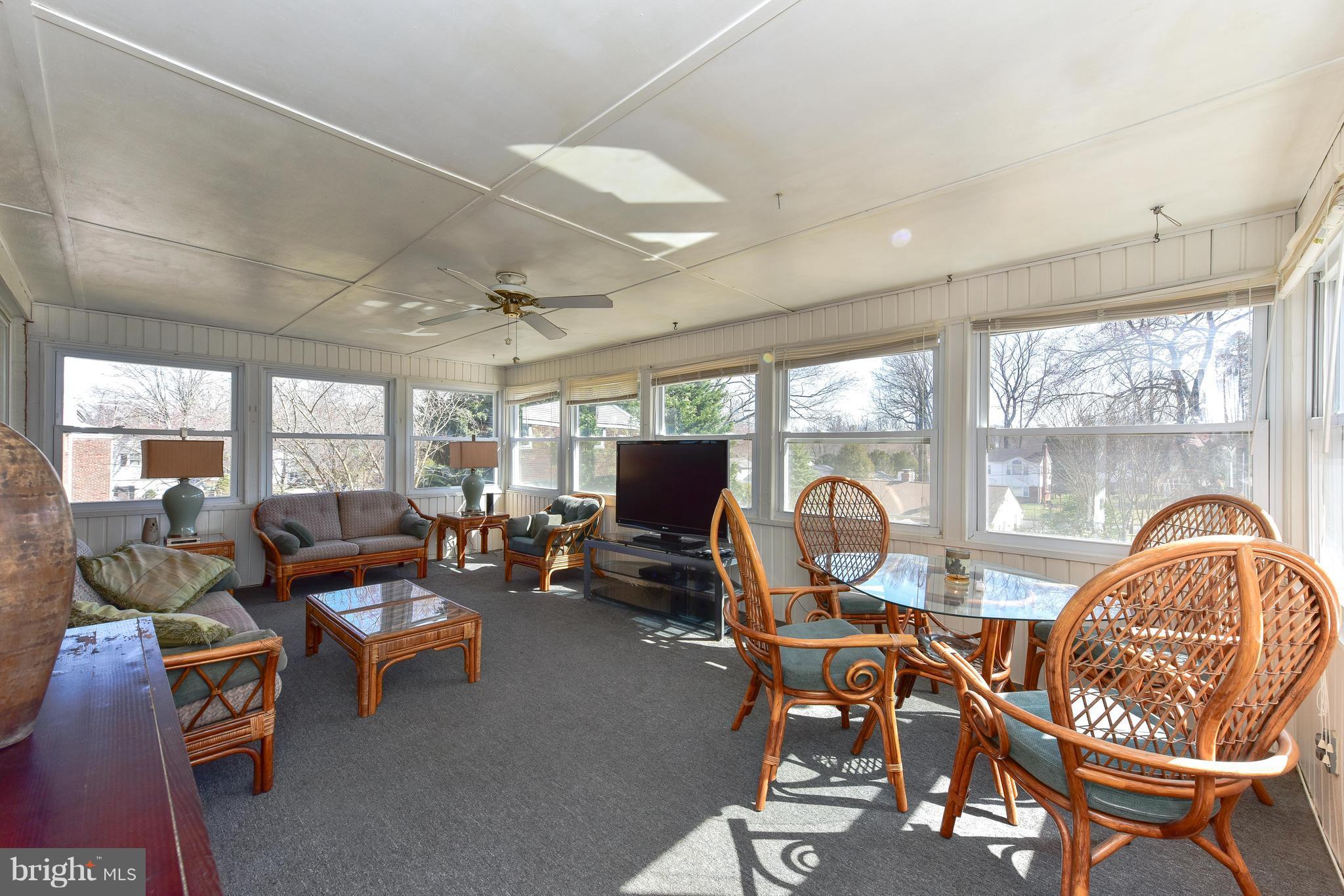 7307 Inzer Street Springfield, VA 22151 - Photo 10 of 20 Sunporch Off Kitchen