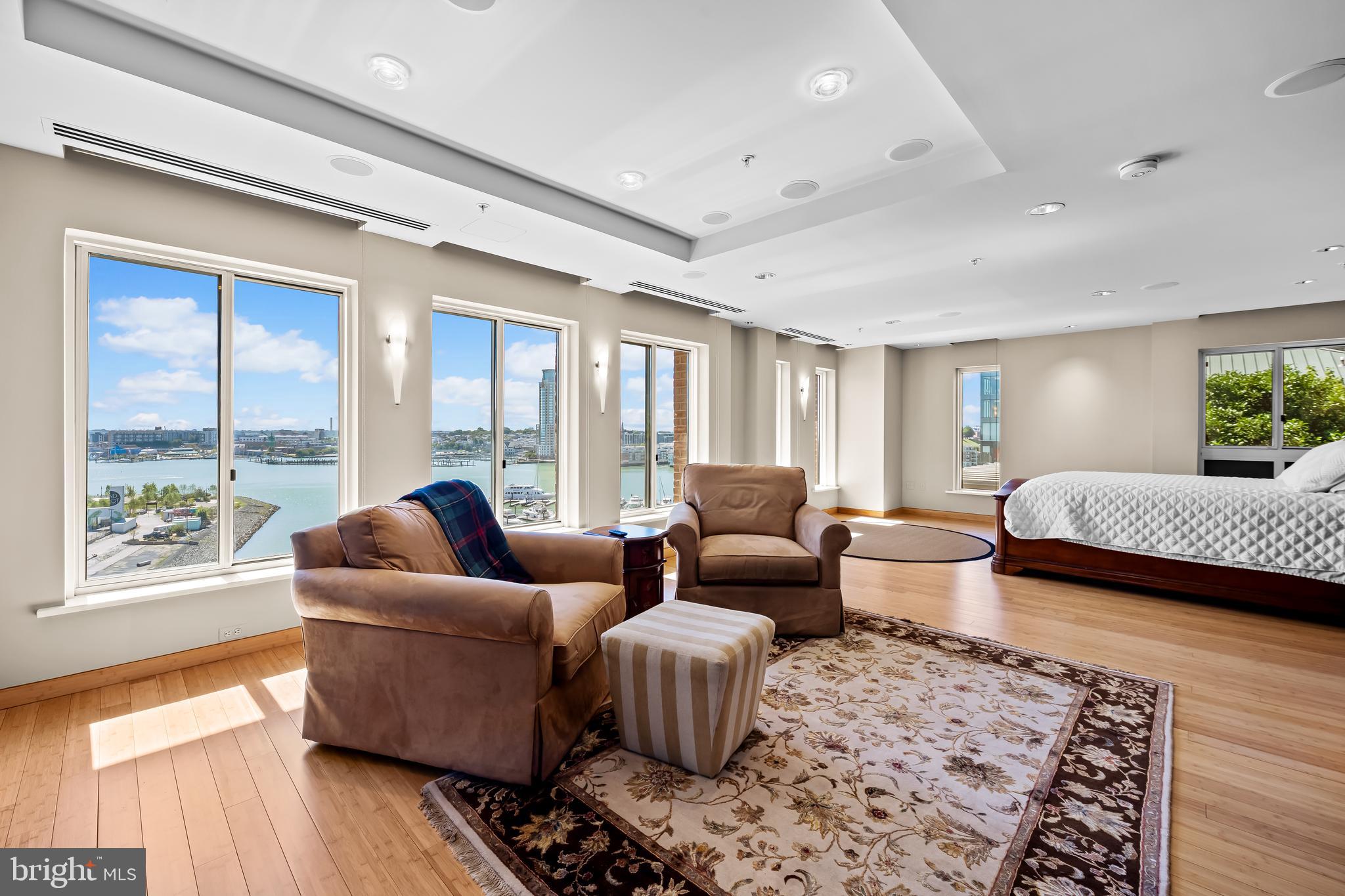 717 President Street, Unit PH802 Baltimore, MD 21202 - Photo 34 of 77 2nd floor - Primary Suite / the best water views