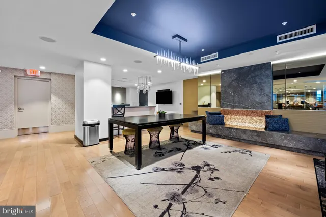 $2,100,000 | 717 President Street, Unit PH802, Baltimore, MD 21202