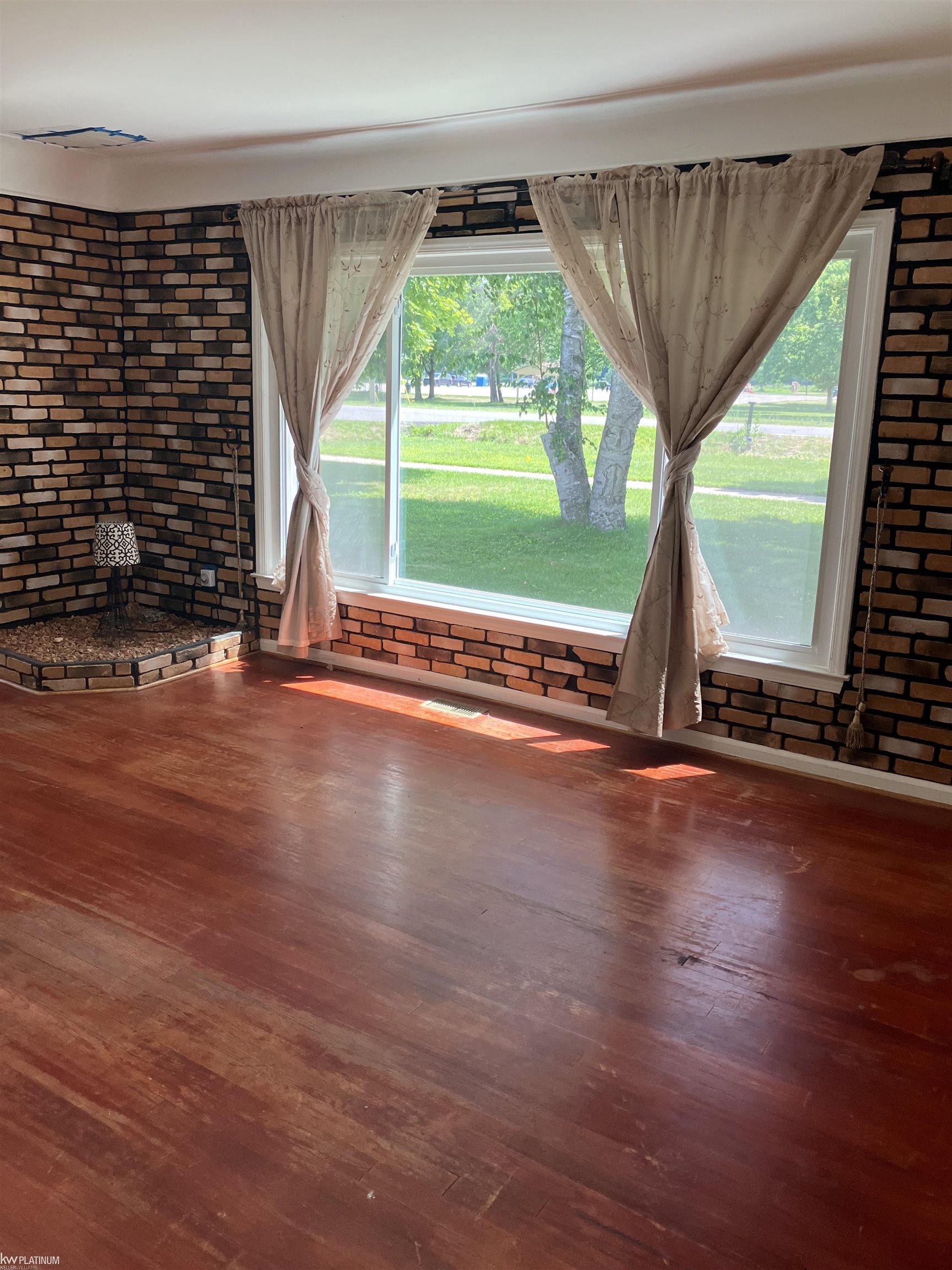 8915 21 Mile Road Utica, MI 48317 - Photo 6 of 22