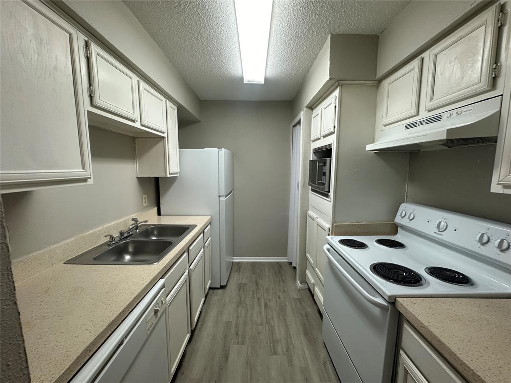 9696 Walnut Street, Unit 1202 Dallas, TX 75243 - Photo 8 of 17