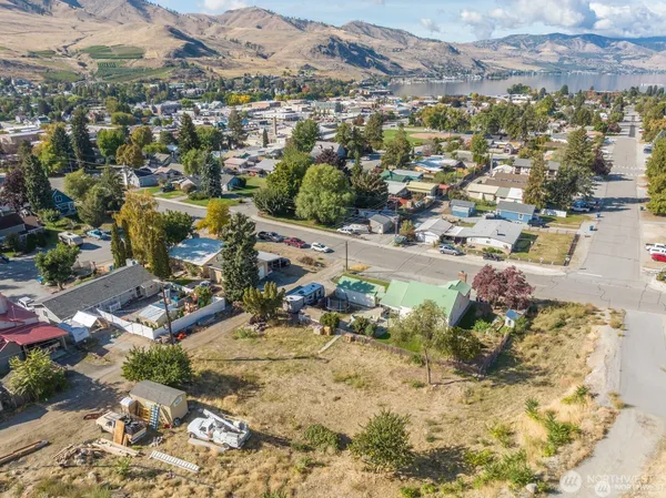 $295,000 | -xxx East Nixon Avenue, Chelan, WA 98816