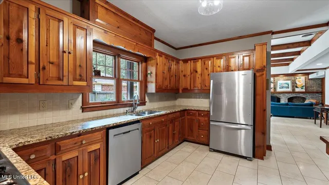 $475,000 | 112 Swallow Drive, Brandon, MS 39047