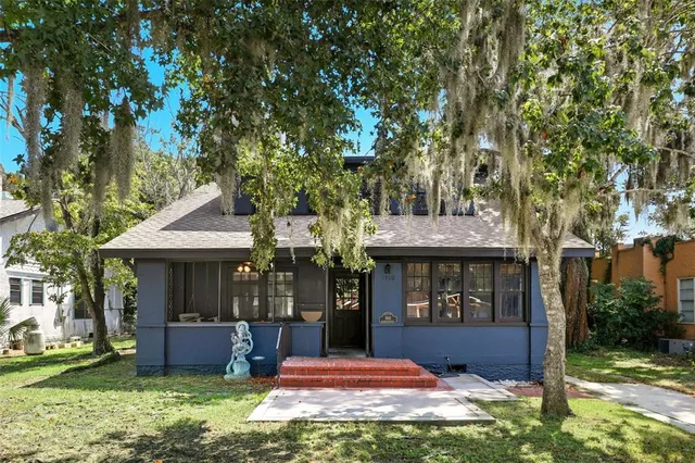 $450,000 | 1510 East Washington Avenue, Eustis, FL 32726