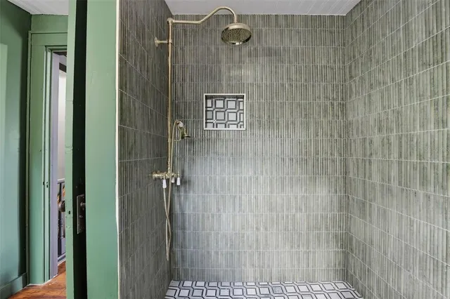 $450,000 | 1510 East Washington Avenue, Eustis, FL 32726