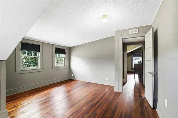 $439,999 | 1510 East Washington Avenue, Eustis, FL 32726