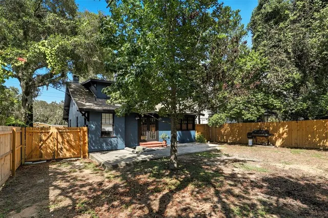 $450,000 | 1510 East Washington Avenue, Eustis, FL 32726