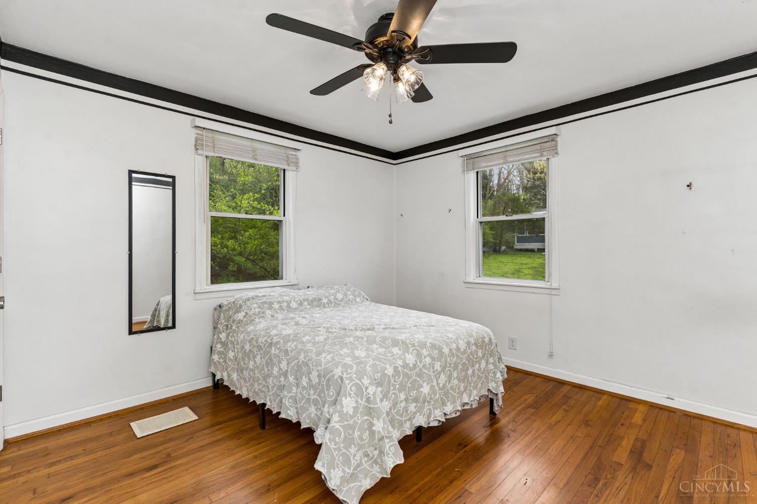 7734 Forest Road Cincinnati, OH 45255 - Photo 17 of 38 Gallery Image 17