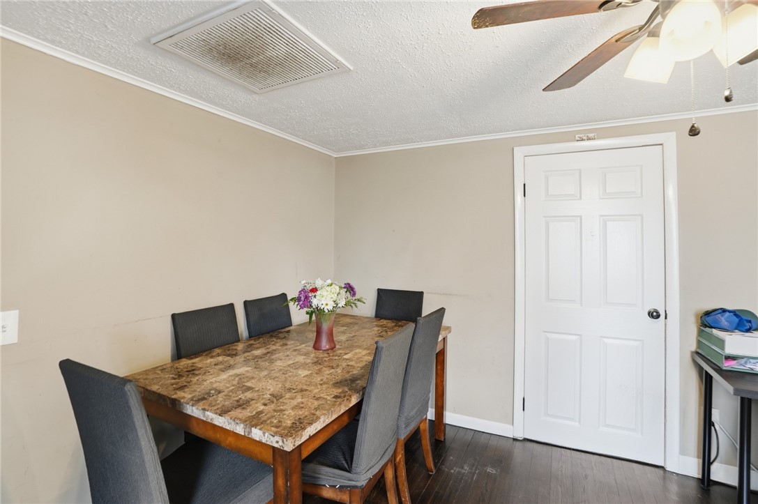 190 Pinnery Avenue Warwick, RI 02886 - Photo 14 of 35