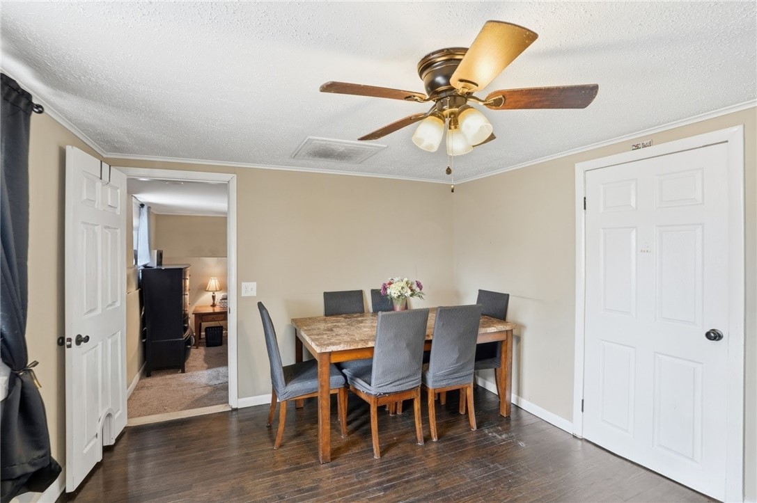 190 Pinnery Avenue Warwick, RI 02886 - Photo 15 of 35