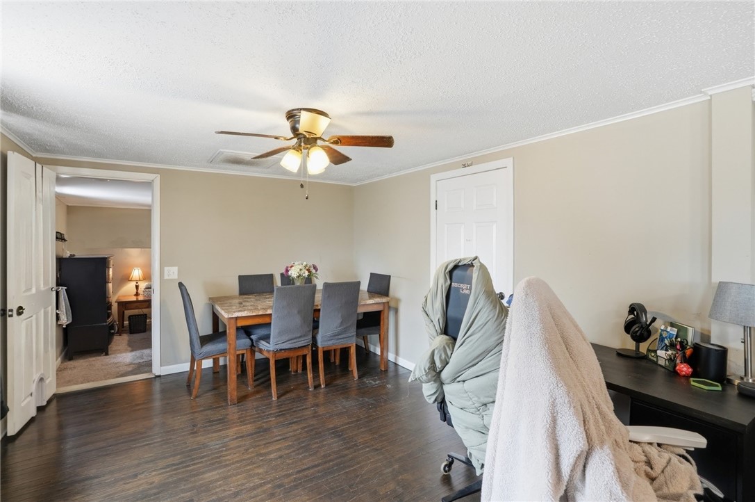 190 Pinnery Avenue Warwick, RI 02886 - Photo 16 of 35
