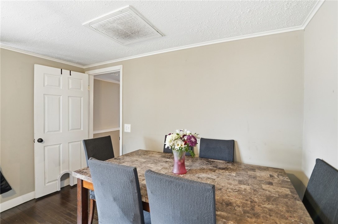190 Pinnery Avenue Warwick, RI 02886 - Photo 17 of 35