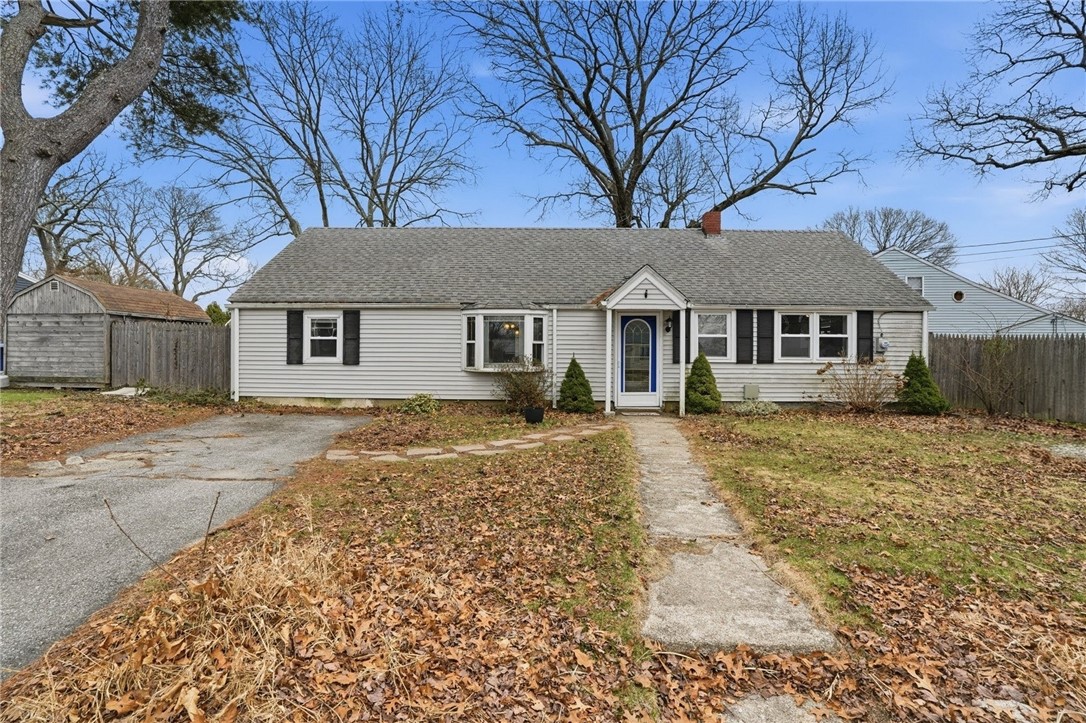 190 Pinnery Avenue Warwick, RI 02886 - Photo 2 of 35