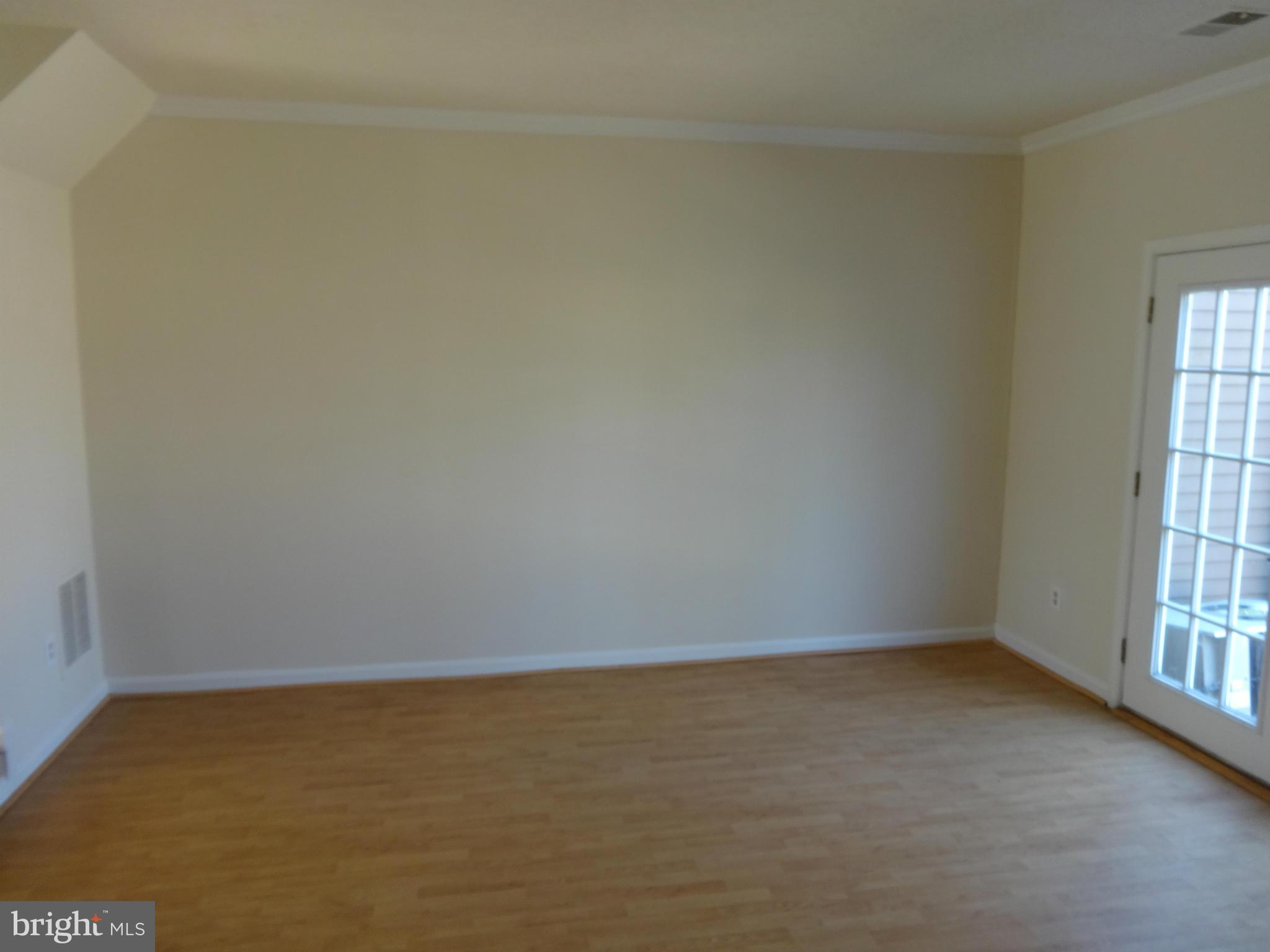 3241 Ryon Court Waldorf, MD 20601 - Photo 7 of 15 Living Room