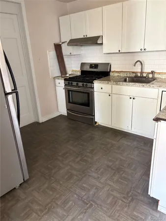 $3,500 | 106 Saratoga Avenue, Yonkers, NY 10705