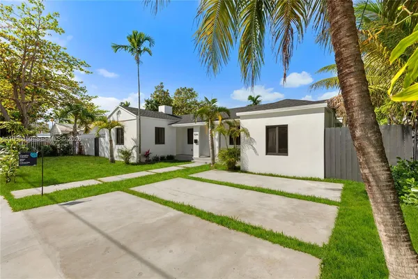 $6,200 | 8246 Northeast 2nd Court, Miami, FL 33138
