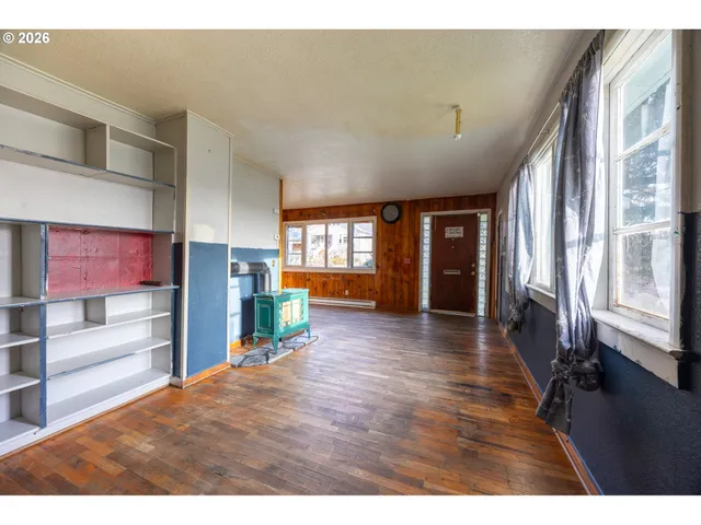 $120,000 | 764 Northeast Nash Street, Roseburg, OR 97470