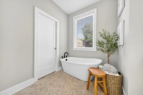 $850,000 | 2808 Marlin Avenue, Nashville, TN 37215