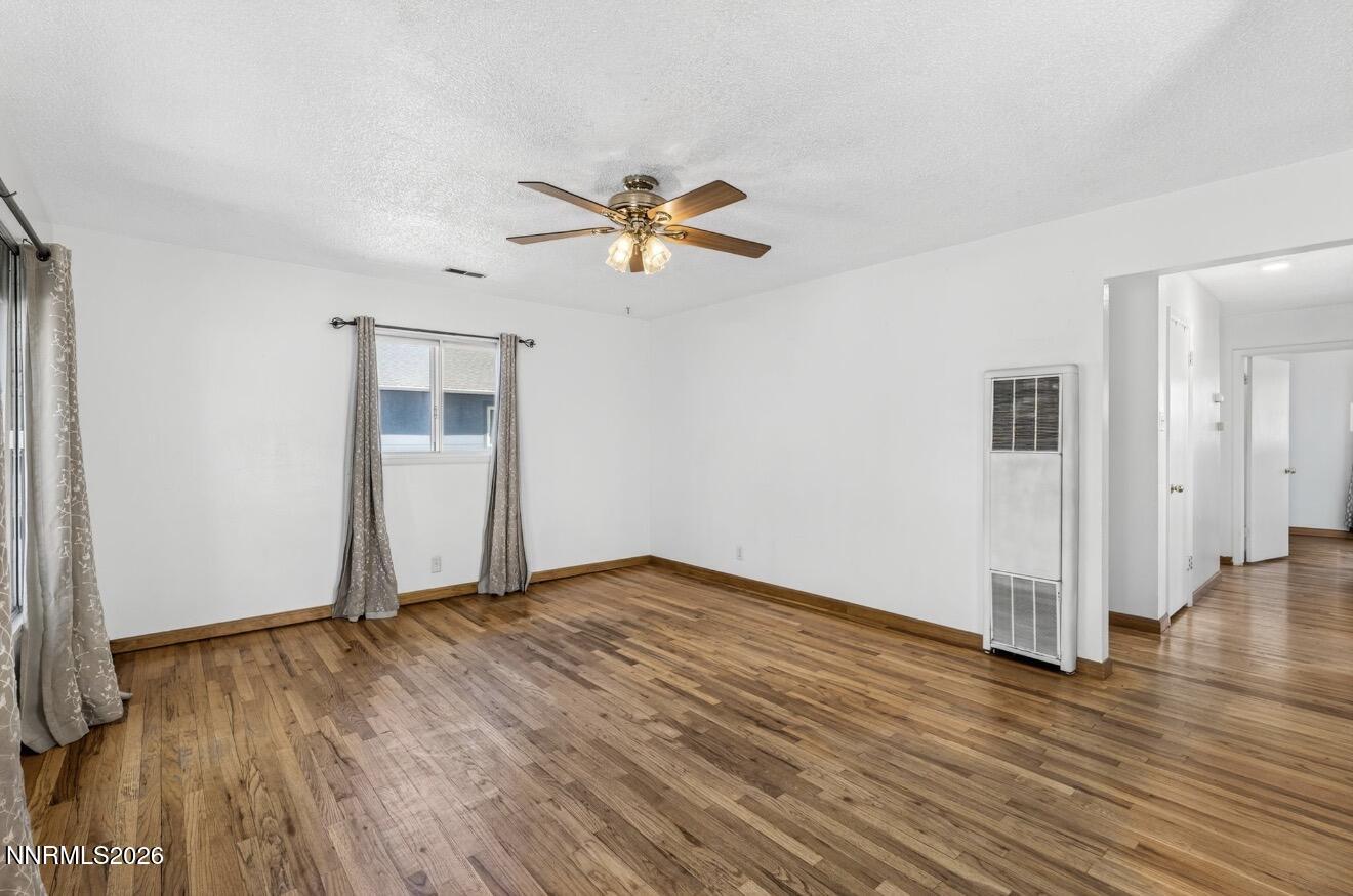 1055 Curti Drive Reno, NV 89502 - Photo 7 of 23 IMG_1690
