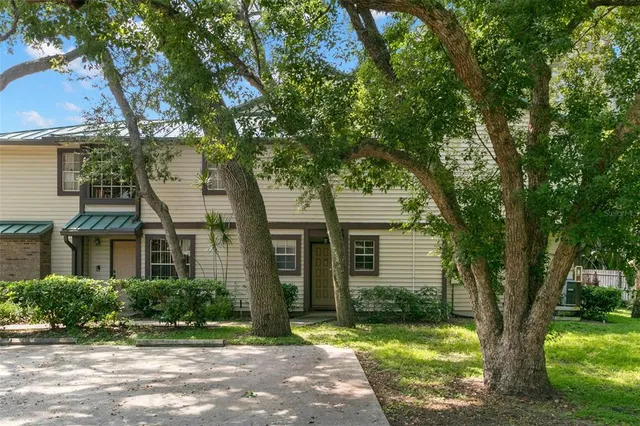 $230,000 | 2692 Walnut Drive, Unit 1004, Palm Harbor, FL 34683