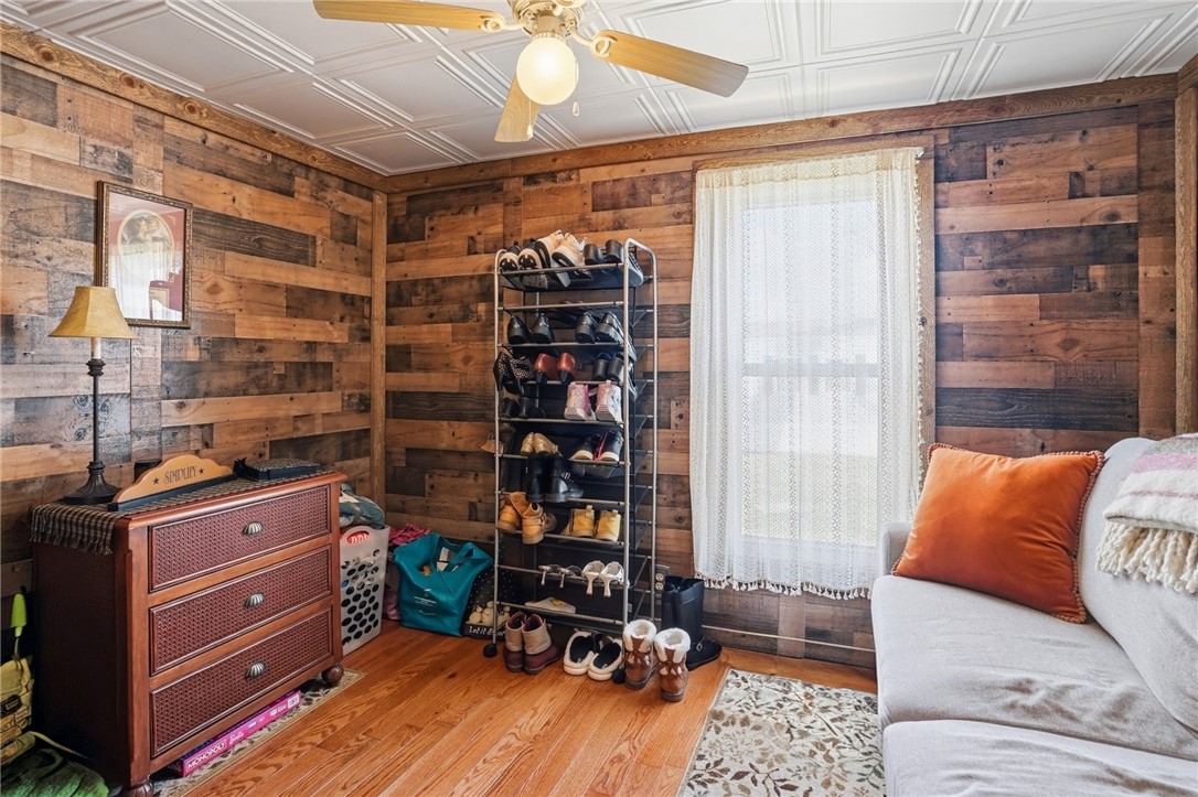 225 Brayton Road Tiverton, RI 02878 - Photo 20 of 23 Gallery Image 20
