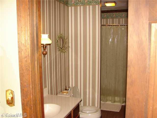 168 Random Road Mocksville, NC 27028 - Photo 11 of 16 Bath.