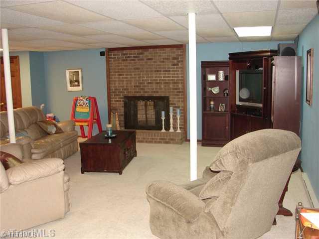 168 Random Road Mocksville, NC 27028 - Photo 15 of 16 Den/Family/Great Room.