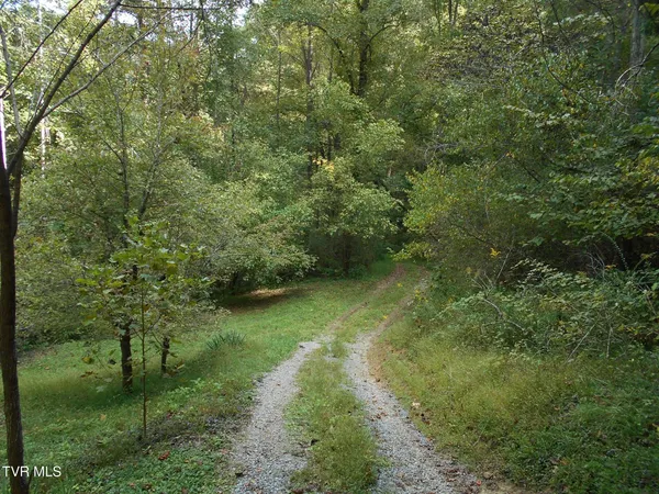 $115,000 | 17532 Phillips Road, Bristol, VA 24202