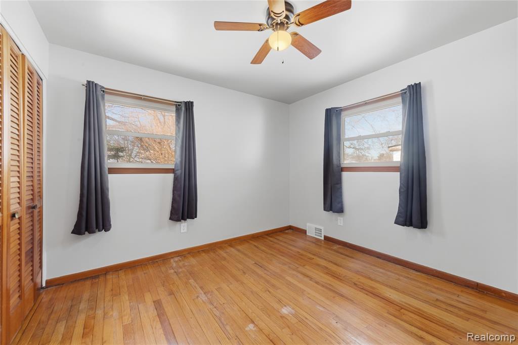 2722 Banner Street Dearborn, MI 48124 - Photo 12 of 32
