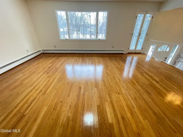 $739,800 | 54 Highway 236, Halfmoon, NY 12065