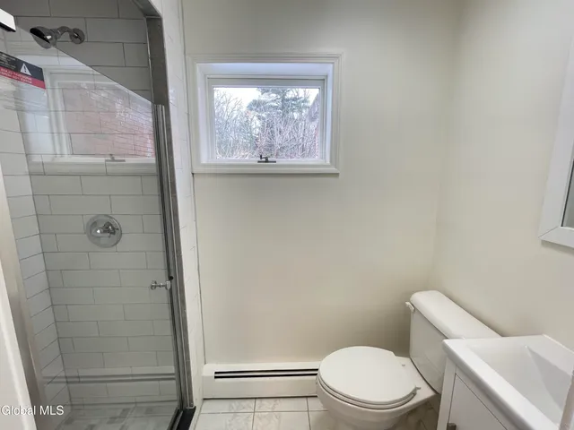 $739,800 | 54 Highway 236, Halfmoon, NY 12065