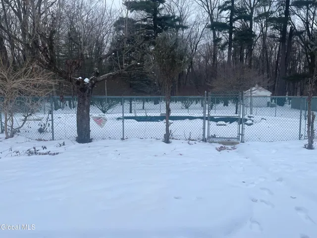 $739,800 | 54 Highway 236, Halfmoon, NY 12065