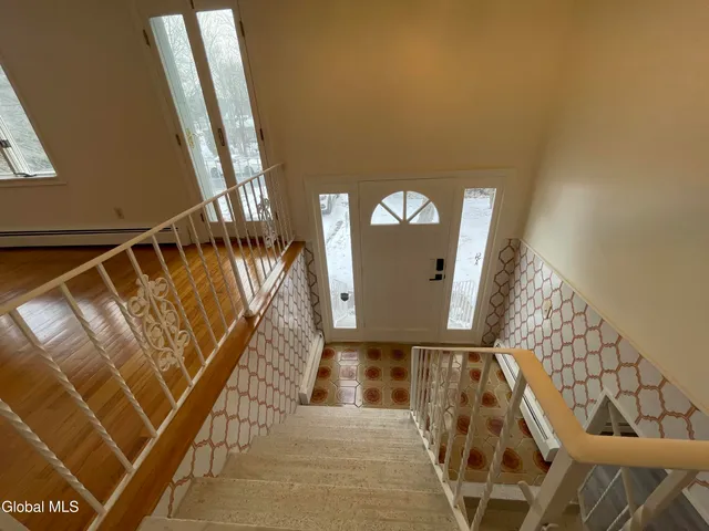 $739,800 | 54 Highway 236, Halfmoon, NY 12065