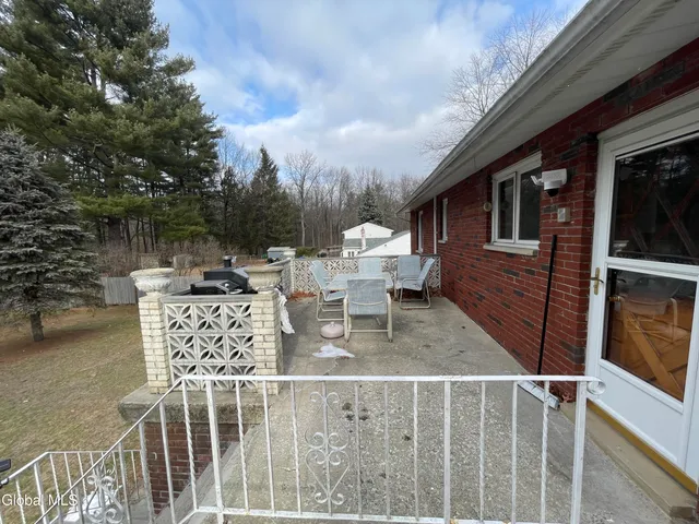 $739,800 | 54 Highway 236, Halfmoon, NY 12065